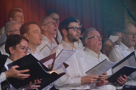 83077836 2280409752250257 2727618482832146432 n