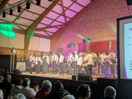 PXL 20250118 213216647