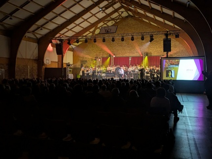 PXL 20250118 213759022